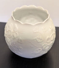 Load image into Gallery viewer, Vintage Kaiser Germany Porcelain White Scalloped Edge Vase/Bowl
