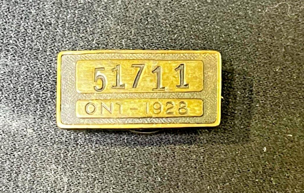 1928 Ontario Chauffeur Pin, Driver's License #51711 (ONT-1928) RARE