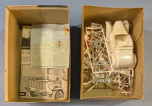 Load image into Gallery viewer, Vintage AMT 1929 Ford Model A Roadster 3 in 1 Ala-Kart Kit
