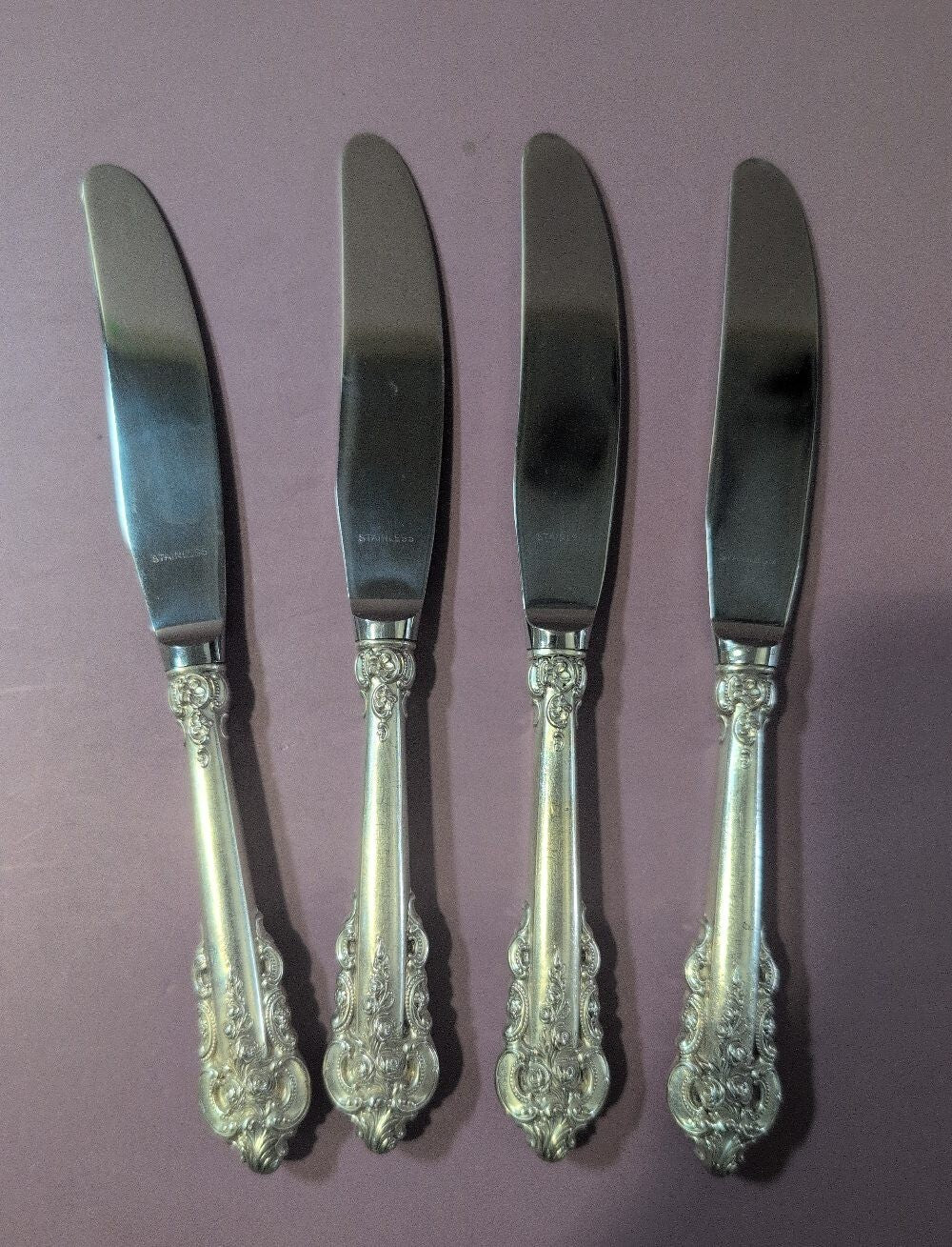Set of 4 Wallace Stradivari Ornate Handle Grande Baroque Butter Spreader Knife
