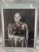 Load image into Gallery viewer, 1970s 8” x 10” ‘The Claw’ Baron Von Raschke Promotional Photograph
