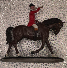 Load image into Gallery viewer, Ducal 54mm Traditional Military Figure Huntsman on Horse with Box
