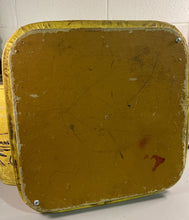 Load image into Gallery viewer, Original 1950s Walt Disney Davy Crockett Toy Chest / Bench by Pennant Corp.
