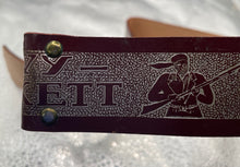 Load image into Gallery viewer, Vintage 1950s Davy Crockett “The Alamo” Top Grain Cowhide Belt – 28.5” – Rare
