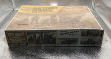 Load image into Gallery viewer, Life-Like 1/40 Military Series 105mm "Annie Oakley" Howitzer Kit 09658

