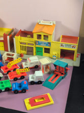 Load image into Gallery viewer, Vintage Fisher-Price Little People Play Family Village #997 Playset Lot
