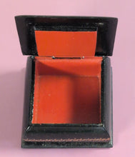 Load image into Gallery viewer, Vintage Russian Lacquer Box Hand Painted Folk Art Podarki London
