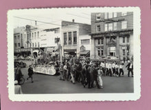 Load image into Gallery viewer, Lot of 11 Vintage B&amp;W Photos Family, Beach &amp; Toronto Parade Freshie Queen
