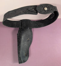 Load image into Gallery viewer, Vintage Black Tooled Leather Western Toy Gun Belt &amp; Holster Set
