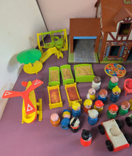 Load image into Gallery viewer, Vintage 1980s Fisher-Price Little People #952 House Lot w/ Figures &amp; Accessories
