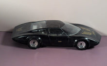 Load image into Gallery viewer, Lindberg Corvette 85 GM's Mid-Engine Experimental Car Snap Fit 1/18 Kit
