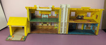 Load image into Gallery viewer, Vintage Fisher-Price Little People Play Family House #952 Lot w/ Furniture
