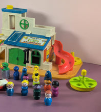 Load image into Gallery viewer, Vintage 1976 Fisher-Price Little People Sesame Street Clubhouse #937 Playset
