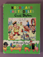 Load image into Gallery viewer, Lot of 10 Vintage Enid Blyton Noddy Books - Pictures by Beek
