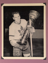 Load image into Gallery viewer, Autographed 1945-54 Quaker Oats Photo Syl Apps Toronto Maple Leafs Stanley Cup
