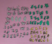 Load image into Gallery viewer, Large Mixed Lot of Vintage Plastic Medieval Toy Soldiers Knights &amp; Cavalry
