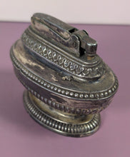 Load image into Gallery viewer, Vintage Ronson Queen Anne Silver Plated Table Lighter Newark, N.J. USA
