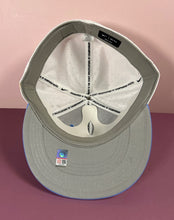 Load image into Gallery viewer, Nike UNC Tar Heels True Dri-Fit Fitted Hat Cap White/Blue Size 7 3/4
