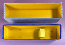 Load image into Gallery viewer, Dinky Supertoys 894 Tracteur Unic Porte-Voitures Boilot EMPTY BOX France
