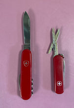 Load image into Gallery viewer, Lot of 2 Victorinox Swiss Army Knives - Officer Suisse &amp; Small Knife
