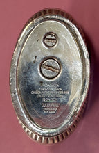 Load image into Gallery viewer, Vintage Ronson Queen Anne Silver Plate Table Lighter E.P. Lead
