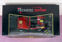 Load image into Gallery viewer, Maisto Premiere Edition Jeep Wrangler Rubicon Brush Fire Unit 1:18 #36800
