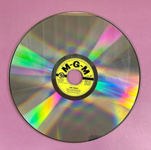 Load image into Gallery viewer, The Train LaserDisc Deluxe Letter-Box Edition (Burt Lancaster, 1964)
