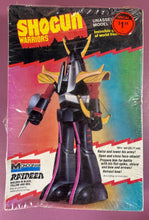 Load image into Gallery viewer, Vintage 1970s Monogram Shogun Warriors Raydeen Unassembled Model Kit Sealed
