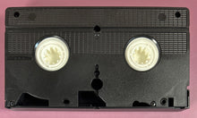 Load image into Gallery viewer, City Slickers II: The Legend of Curly's Gold VHS (1994) Billy Crystal
