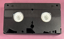 Load image into Gallery viewer, Erin Brockovich VHS Movie (2000) Starring Julia Roberts, Albert Finney
