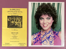 Load image into Gallery viewer, Erin Moran "Happy Days" Autographed 8x10 Photo w/ 2007 Event Flyer
