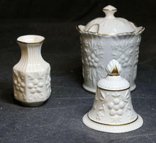 Load image into Gallery viewer, Decorative Aynsley Camellia Miscellaneous Chinaware Lot
