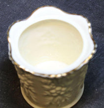 Load image into Gallery viewer, Decorative Aynsley Camellia Miscellaneous Chinaware Lot
