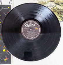 Load image into Gallery viewer, Wings, Venus and Mars LP w/ Original Album Poster
