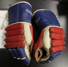 Load image into Gallery viewer, Vintage Cooper Canada 9 Hockey Gloves
