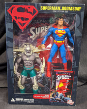 Load image into Gallery viewer, SUPERMAN vs. DOOMSDAY Collector Set - Figurines &amp; Graphic Novel  - NIB
