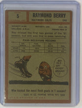 Load image into Gallery viewer, 1962 Topps Football Raymond Berry Baltimore Colts End #5
