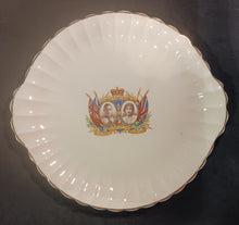 Load image into Gallery viewer, Coronet Ware, Queen Elizabeth II Commemorative Plate(s) Lot of 3

