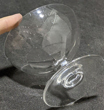 Load image into Gallery viewer, Beautiful Crystal Glass Sherbet Cup
