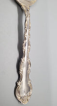 Load image into Gallery viewer, Birks Regency Plate Louis de France Serving Spoon
