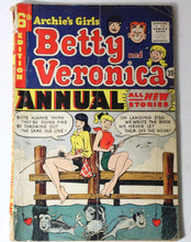 Load image into Gallery viewer, Archie&#39;s Girls Betty and Veronica Annual (1953 Series) #6 Canadian Price Variant
