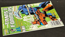 Load image into Gallery viewer, 1986 Marvel Comics The Transformers Issue 18 CPV, VF condition
