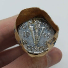 Load image into Gallery viewer, 1945 Canadian Nickel Roll (Canada 5 cent) (40 coins per roll) A
