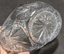 Load image into Gallery viewer, Vintage Crystal Brides Basket
