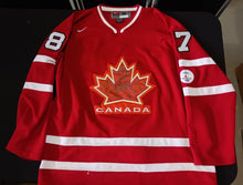 Load image into Gallery viewer, Crosby #87 Canada Vancouver 2010 Jersey in a Size XL
