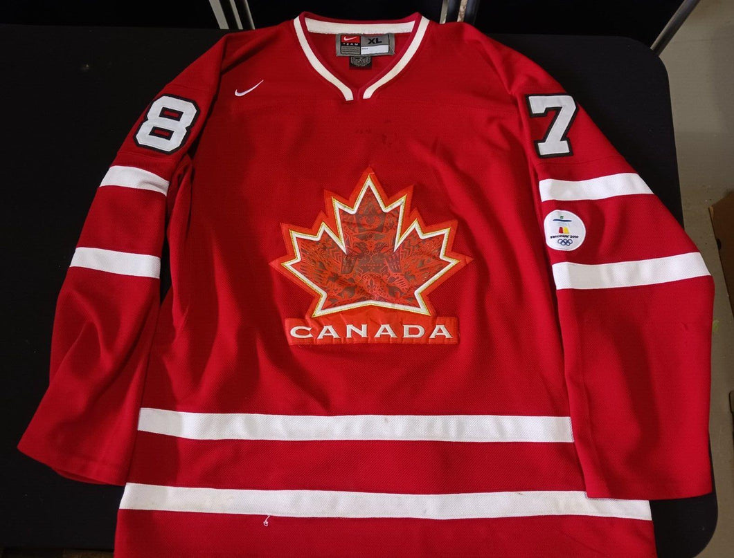Crosby #87 Canada Vancouver 2010 Jersey in a Size XL