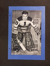 Load image into Gallery viewer, 1934-43 Group I 1934-43 Group I Frank Brimsek Boston Bruins Beehive
