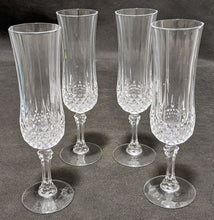 Load image into Gallery viewer, 4 Longchamp Pattern Crystal Fluted Champagne Glasses
