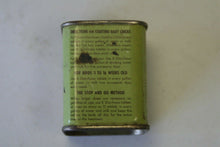 Load image into Gallery viewer, Jenkins Royal Purple Diarrhoea Tablets for Poultry Calves &amp; Pigs 2 1/4 Inches
