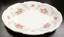 Load image into Gallery viewer, Royal Albert Tranquility Pattern Gravy Boat &amp; Saucer
